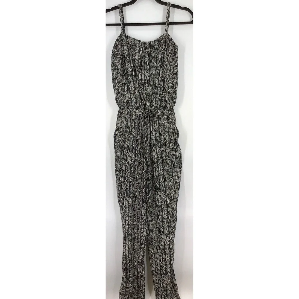 LOFT Black & White Geometric Print Wide Leg Jumpsuit Tie Waist Pockets - Picture 1 of 9